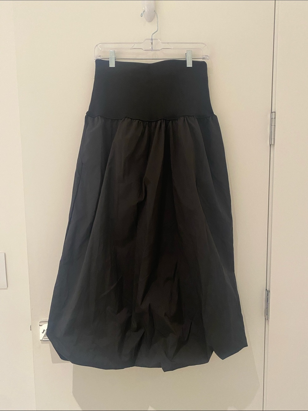 Emerson Lang Long Bubble Skirt With High Elastic Waist Band Black M